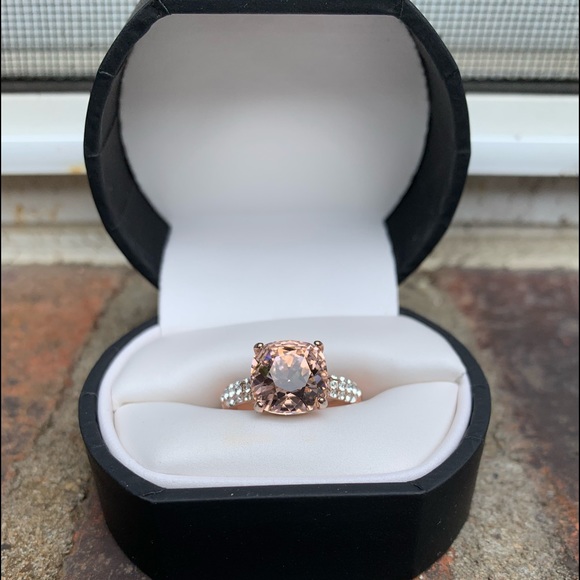 ♥️♥️♥️ SOLD…ROSE GOLD RING…SOLD - Picture 2 of 6